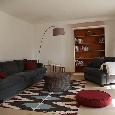 Gutshof In Seenaehe Appartement