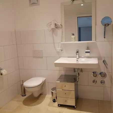 Apartment Gutshof In Seenaehe *