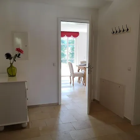Apartment Gutshof In Seenaehe *