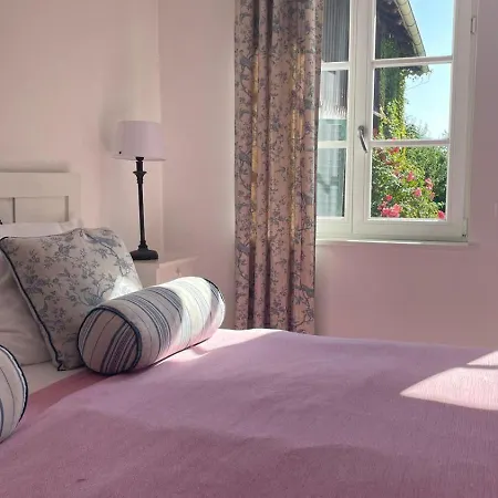 Appartement Gutshof In Seenaehe *