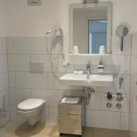 Gutshof In Seenaehe *