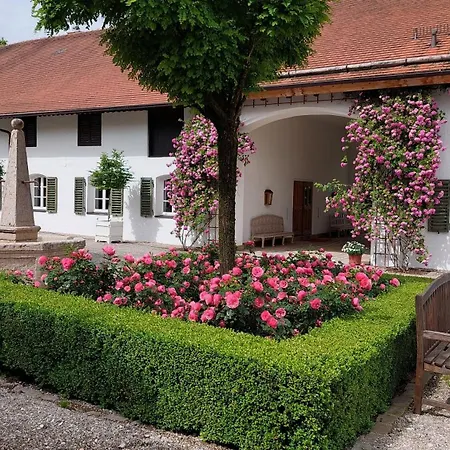 Appartement Gutshof In Seenaehe *